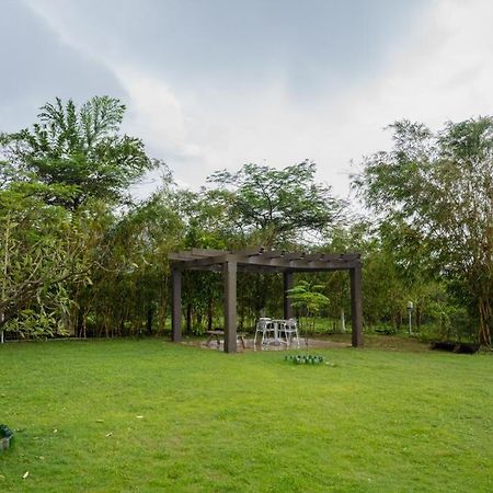 Pawna By Hangout Villas Lonavala Eksteriør billede