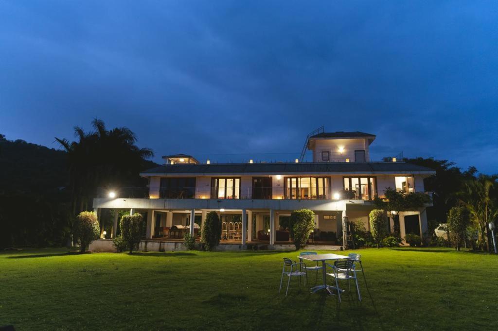 Pawna By Hangout Villas Lonavala Eksteriør billede